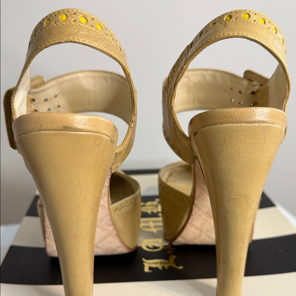L.A.M.B. Tan and Yellow Studded Leather Platform Heels. 6.5 in original box - Picture 8 of 14